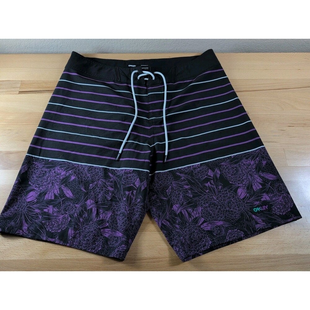 Oakley Board Shorts 33 Mens Black & Purple Back Pocket Swim Trunks